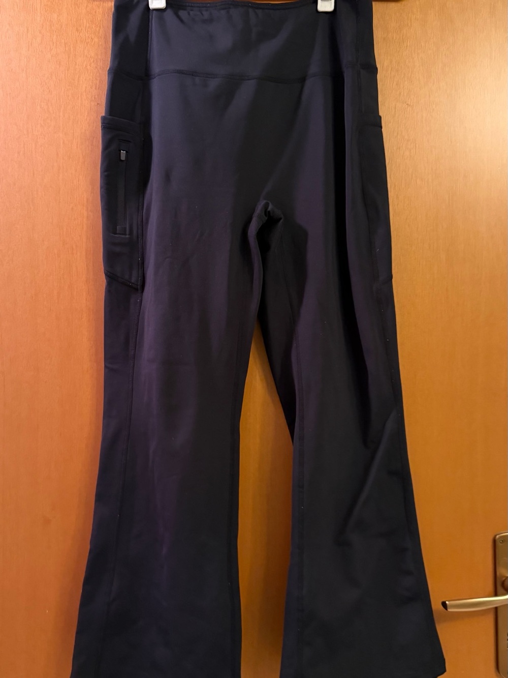Women’s Black Wide-Leg Joggers with Utility Pockets